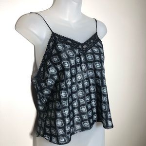 3/$20 🦋 Victoria’s Secret Black White Intimate Tank | Size: Medium
